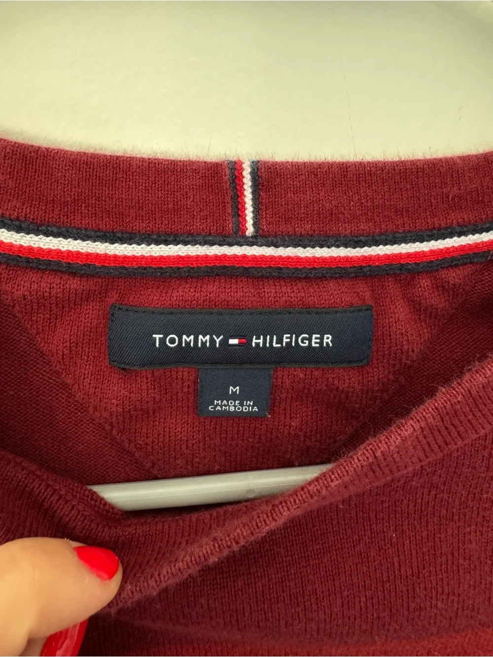 Tommy Hilfiger Mens Colorblock Stripe Crewneck Sweater Red Burgundy Medium